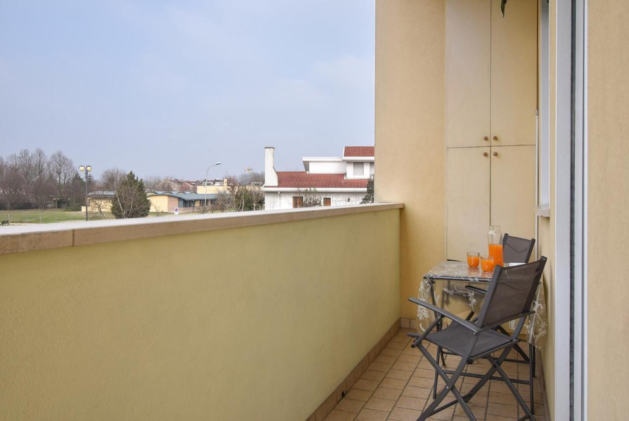 Welc-Om Romantic Flat Apartment Vigonovo  Exterior photo