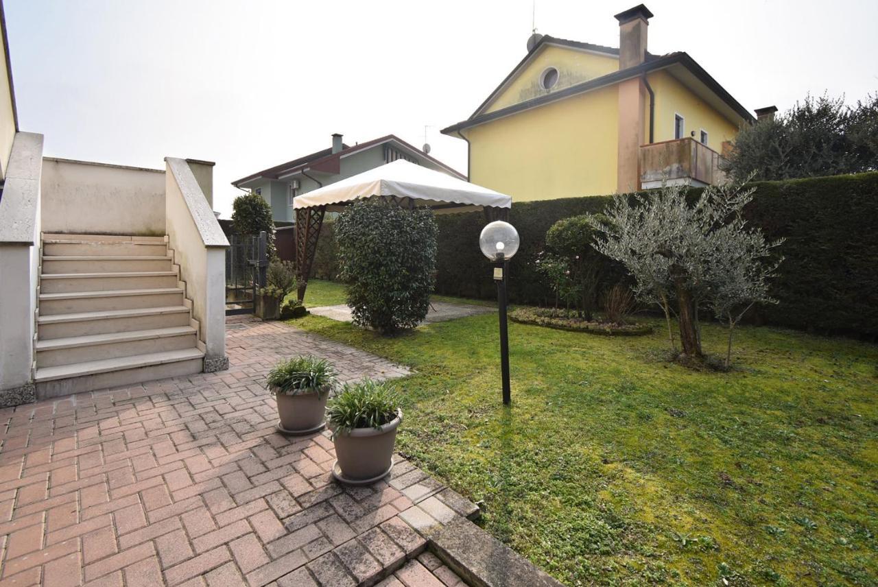 Welc-Om Romantic Flat Apartment Vigonovo  Exterior photo